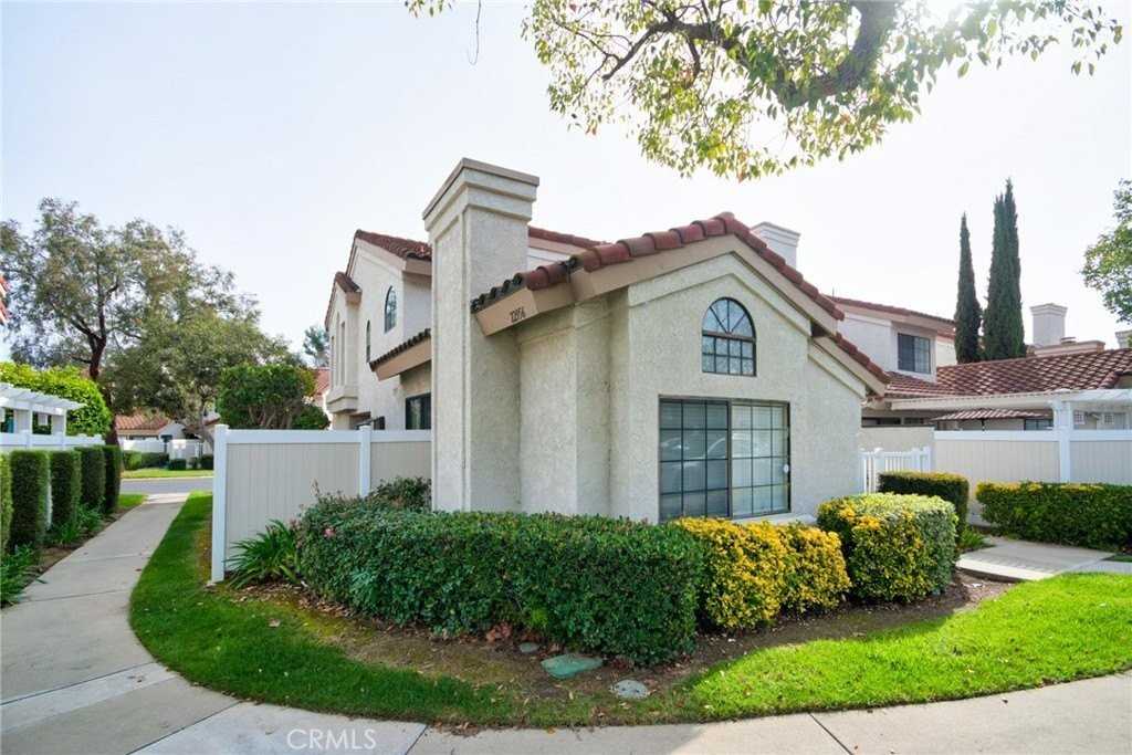 22956 Estoril Dr #3 - Photo 3 of 21