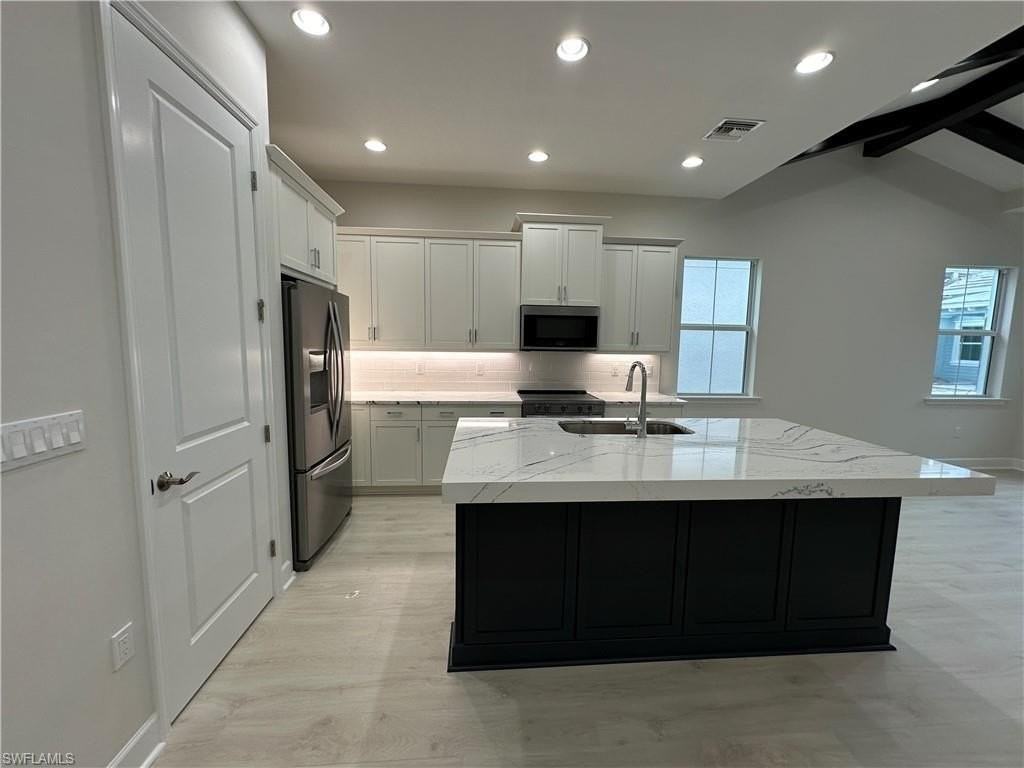 7255 Saona Ct - Photo 7 of 28