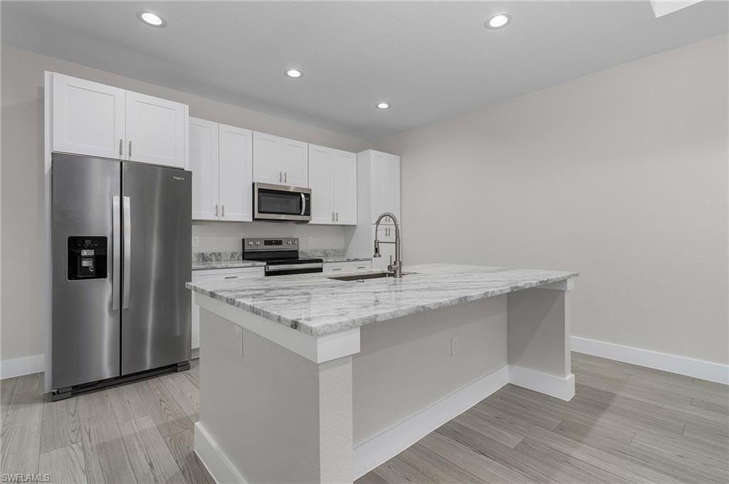 26221 Sandhill Blvd - Photo 5 of 19
