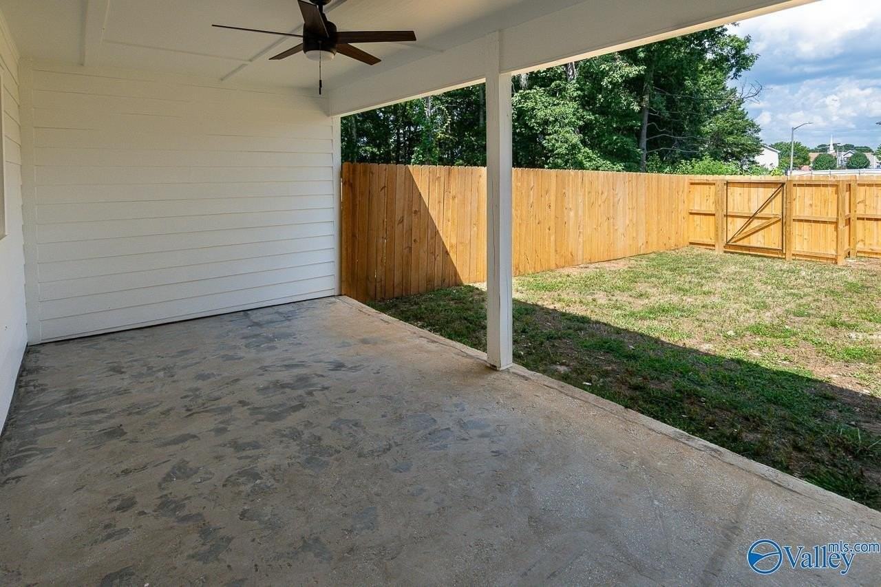 2168 Westbury Ct Sw - Photo 2 of 34