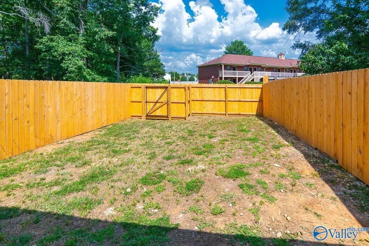 2168 Westbury Ct Sw - Photo 3 of 34