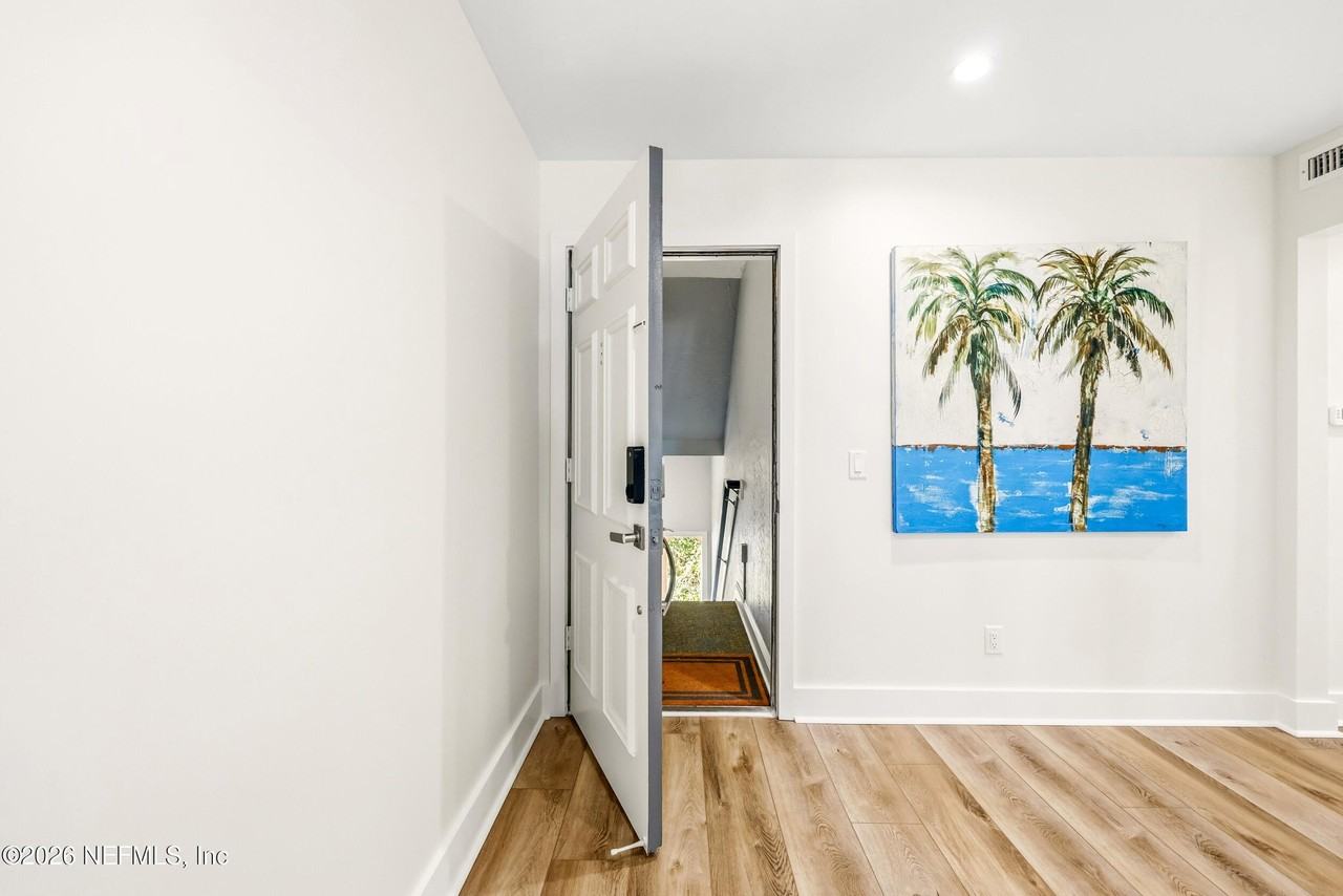 11 10th St #11 - Photo 6 of 50