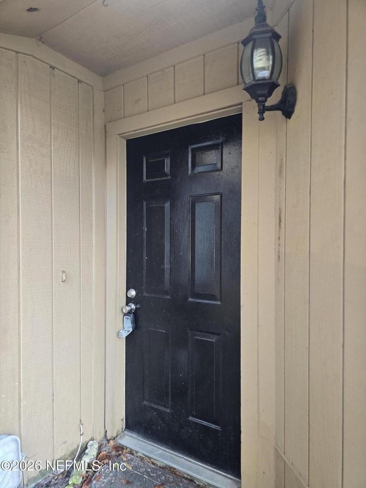 4418 Winderbrook Ct - Photo 2 of 19