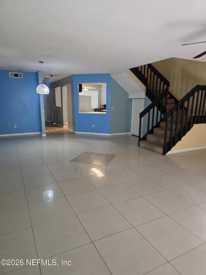 4418 Winderbrook Ct - Photo 5 of 19