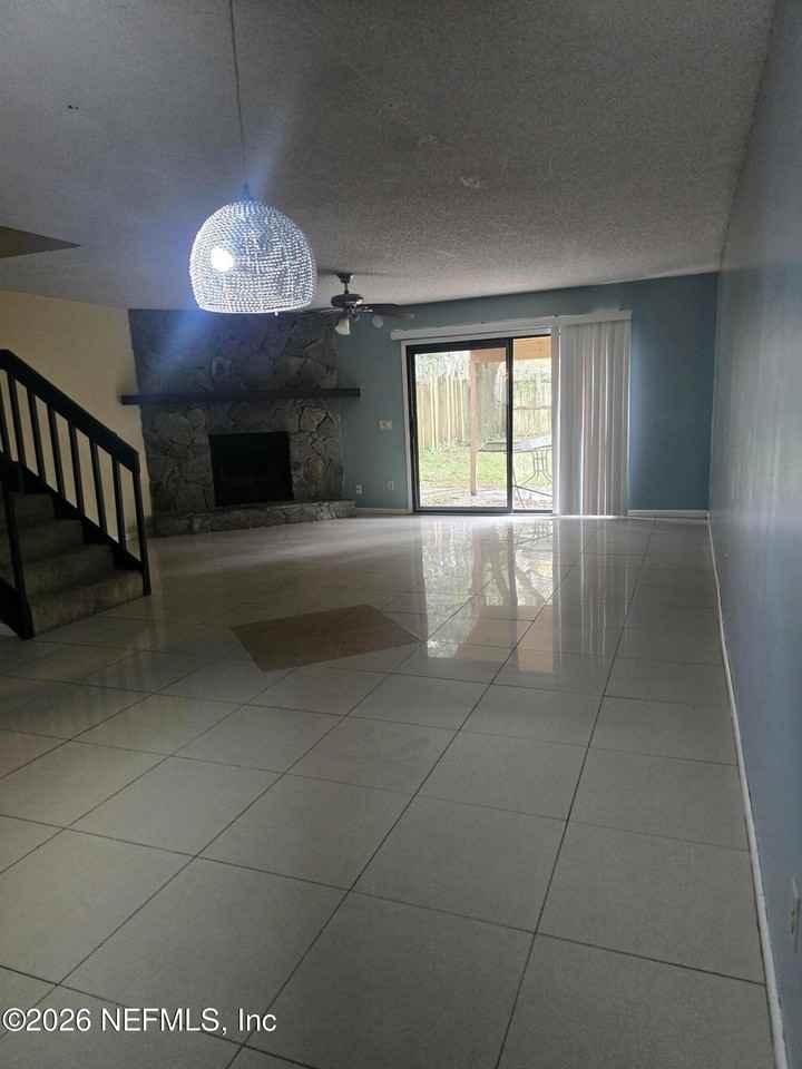 4418 Winderbrook Ct - Photo 6 of 19