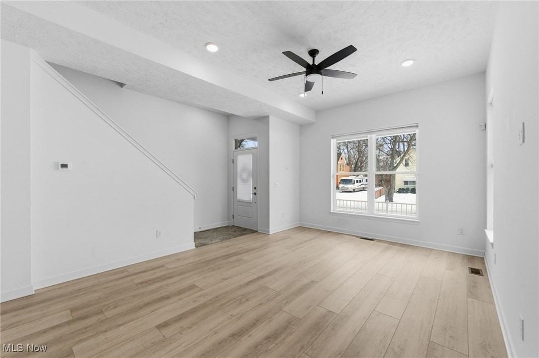 2244 E 100th St - Photo 5 of 22