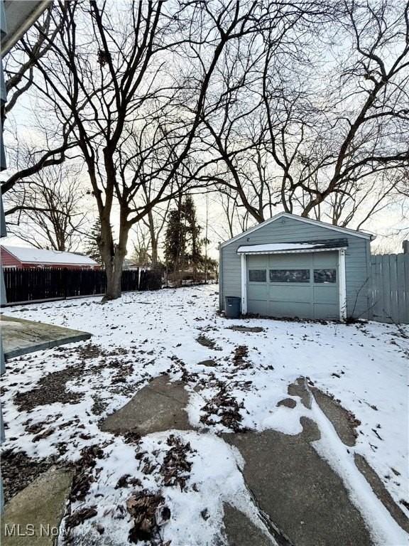 934 Nevin St - Photo 6 of 34