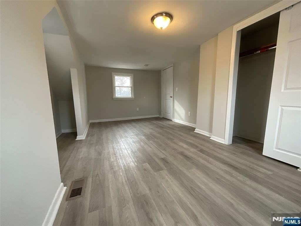 165 Corabelle Ave - Photo 6 of 10