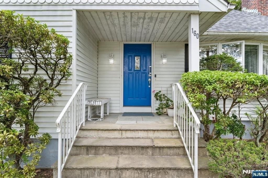 160 Spring Valley Rd - Photo 7 of 39