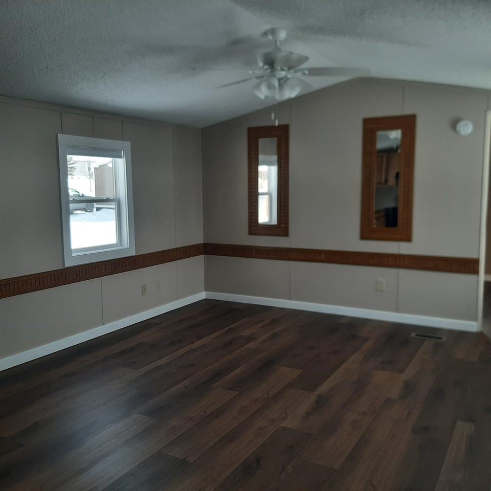 5 Middle Road - Photo 6 of 17