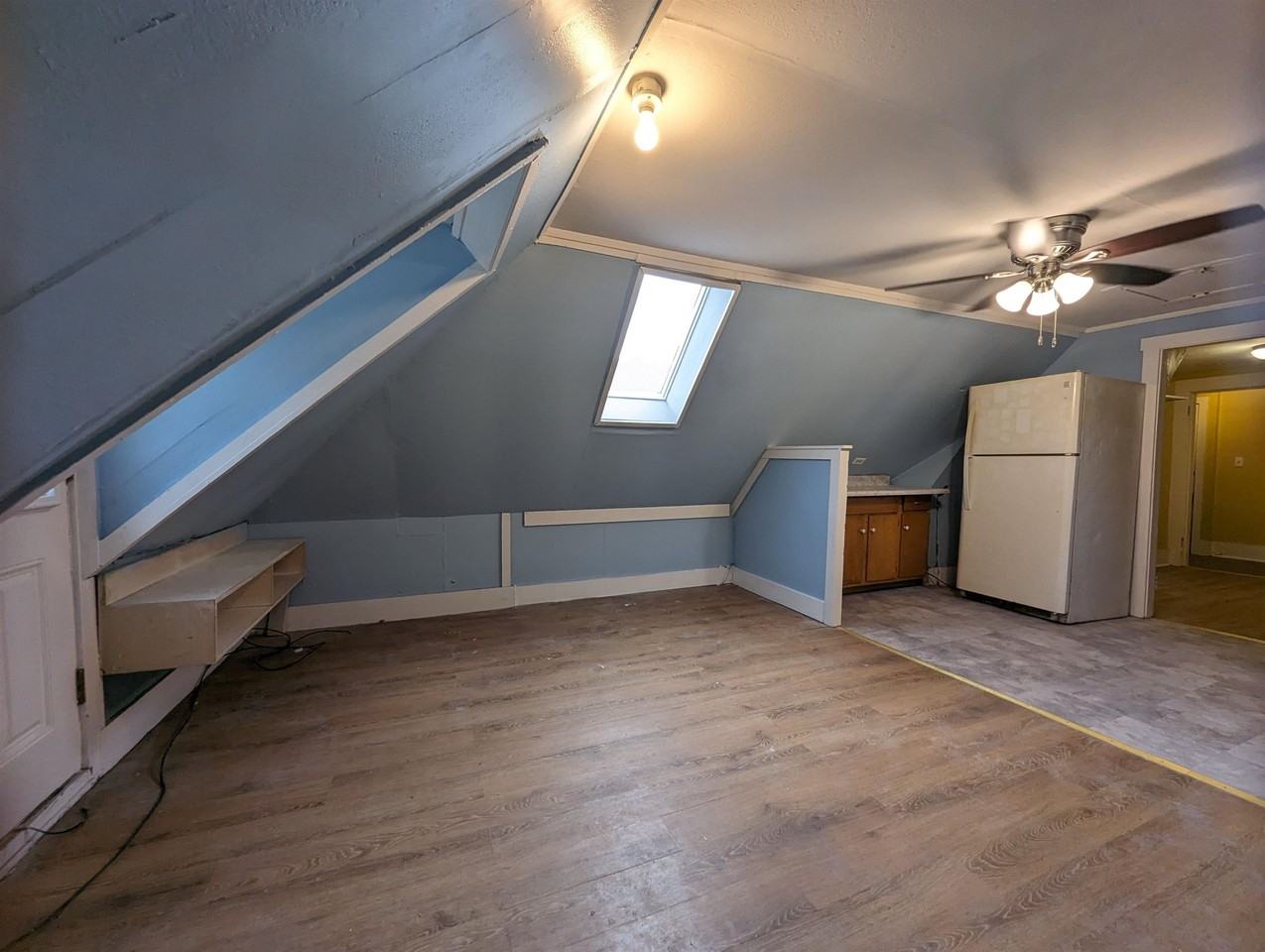 39 Perry Ave - Photo 3 of 16