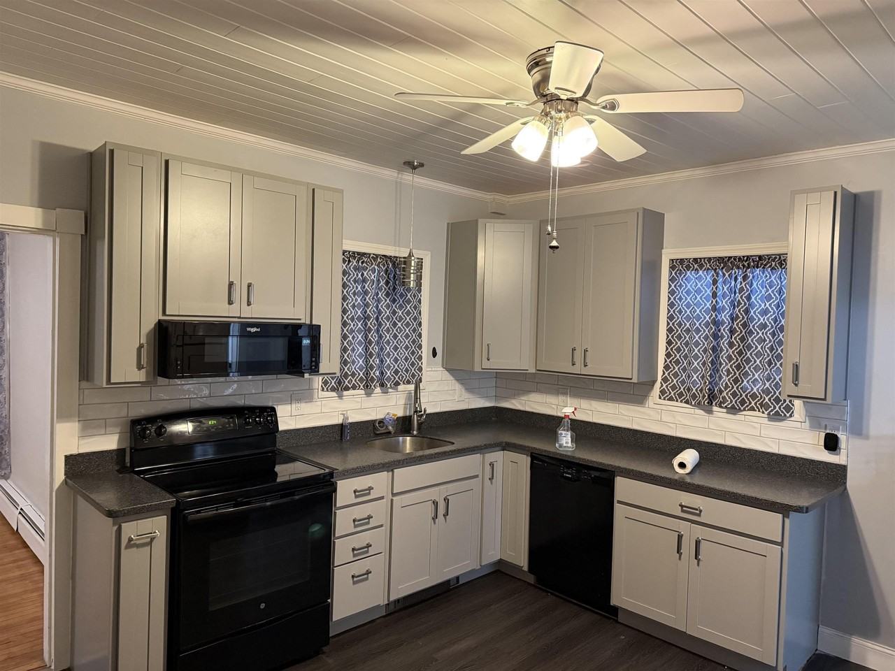 96 E Broadway #A - Photo 5 of 11