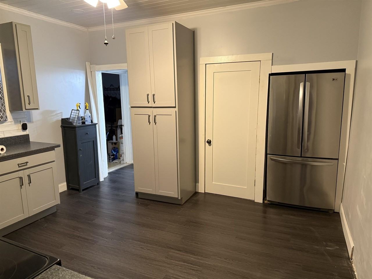 96 E Broadway #A - Photo 6 of 11