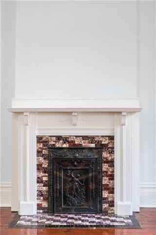 731 State St - Photo 4 of 19