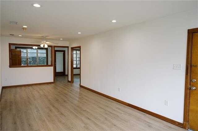 6 Gelbke Dr - Photo 4 of 18