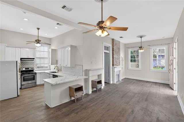 533 Valmont St - Photo 4 of 15