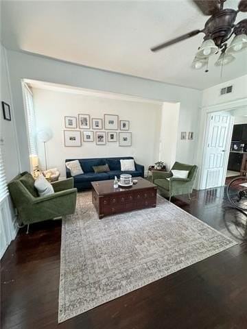 2206 Adams St - Photo 3 of 14