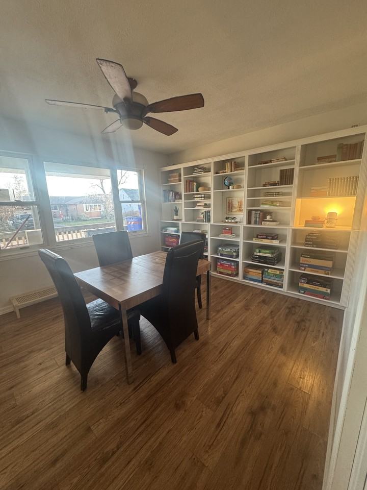 612 Romaine St - Photo 6 of 50