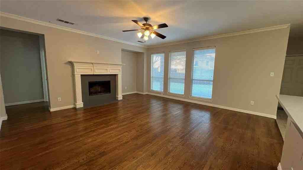 1870 Dowelling Dr - Photo 4 of 21