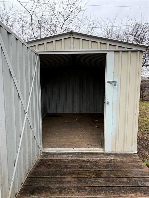 521 Pershing Dr - Photo 7 of 15