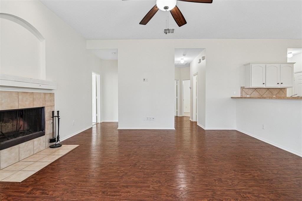 9937 Tanglebrush Dr - Photo 4 of 21