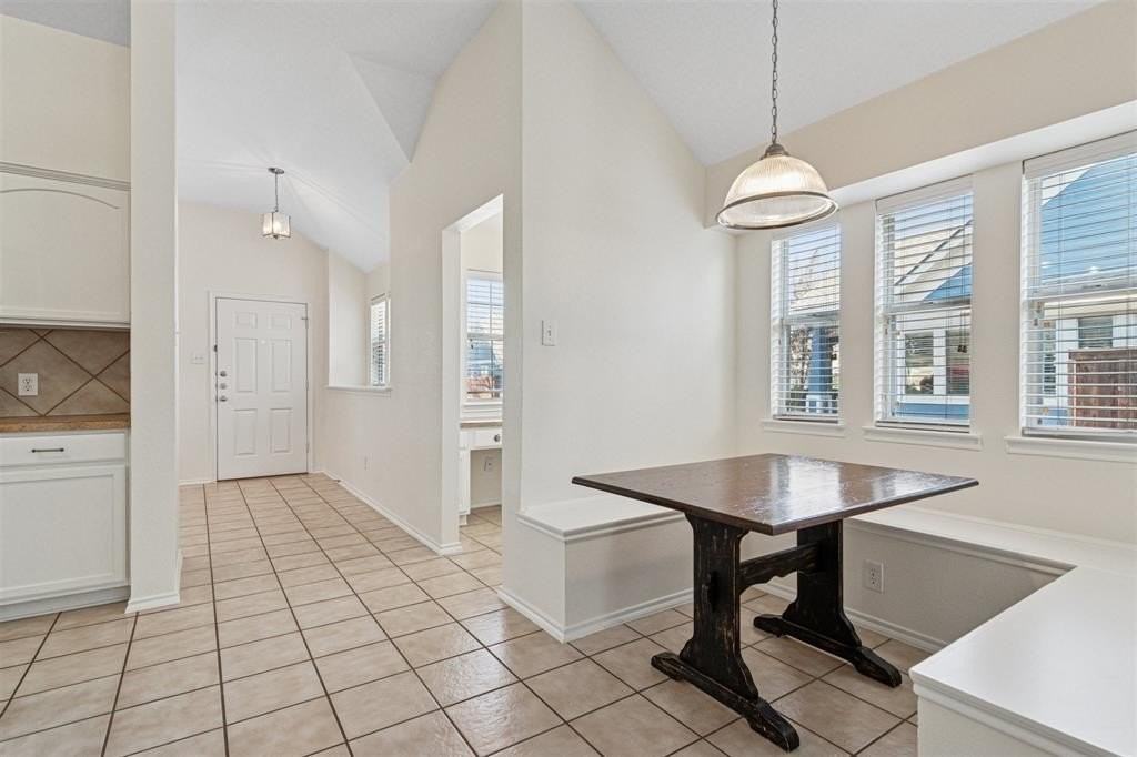 9937 Tanglebrush Dr - Photo 7 of 21