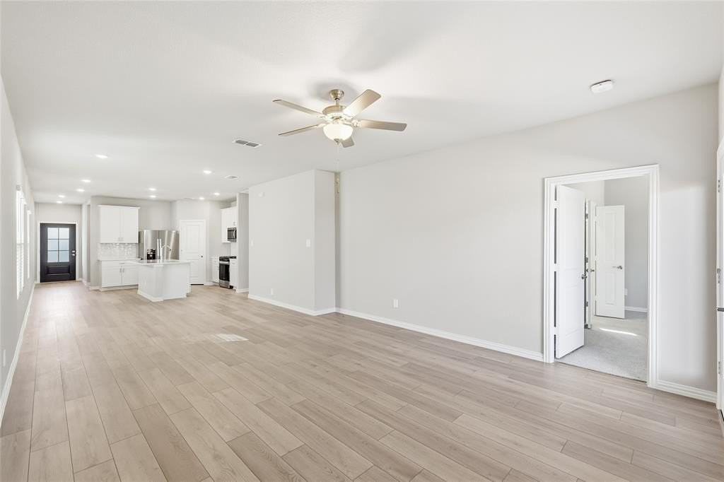 610 Clover Creek Drive #610 - Photo 7 of 16