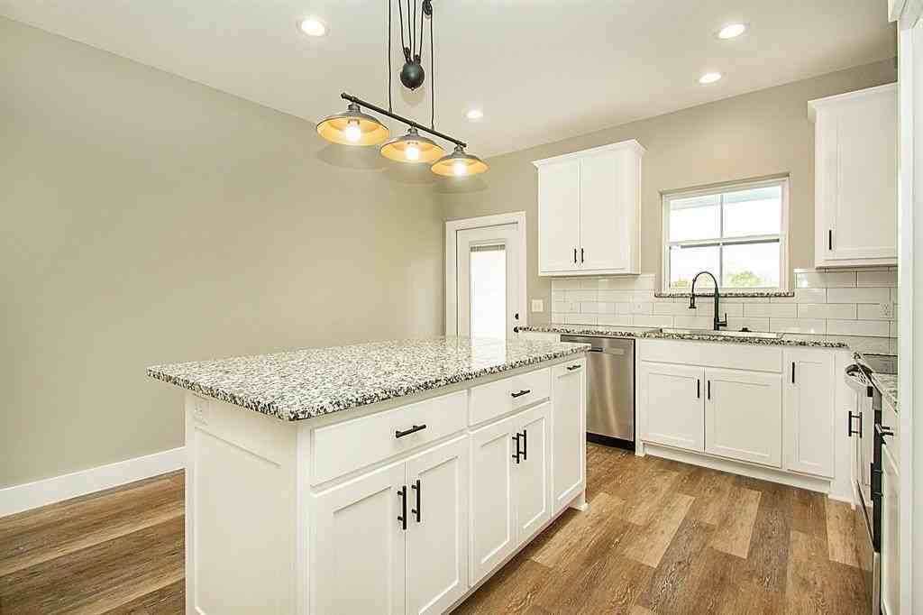 20496 Us Highway 377 #A - Photo 7 of 20