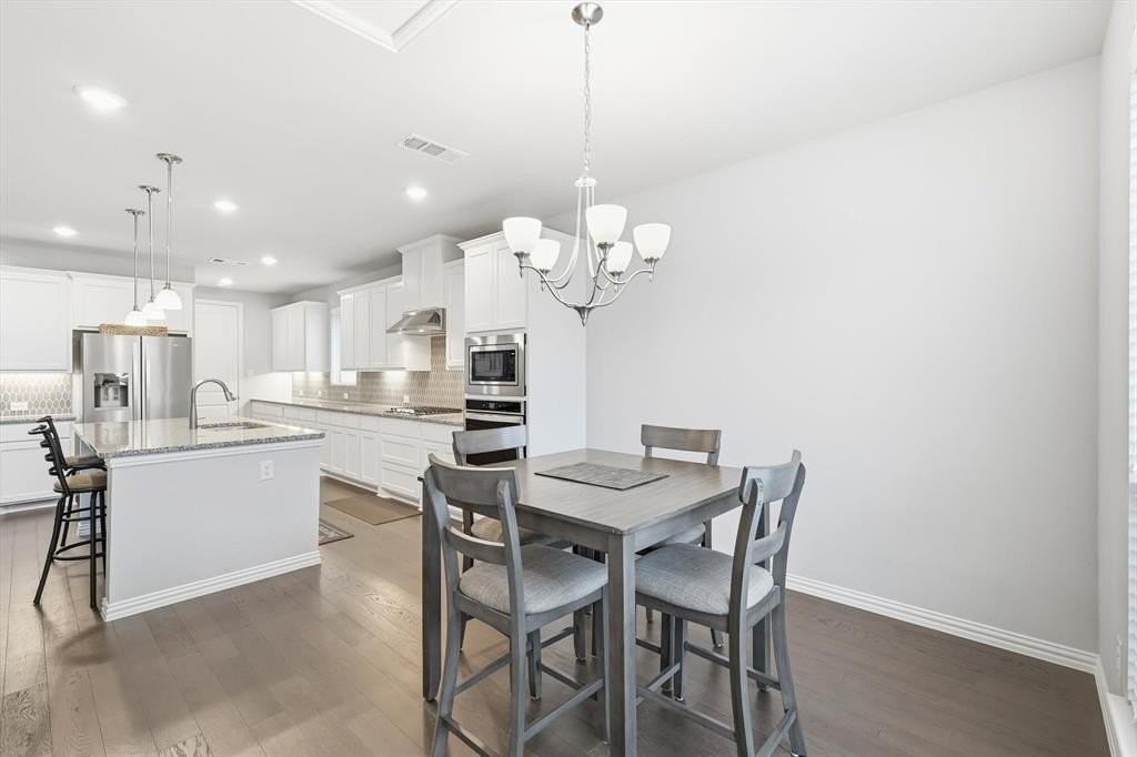 1708 Bird Cherry Ln - Photo 6 of 32