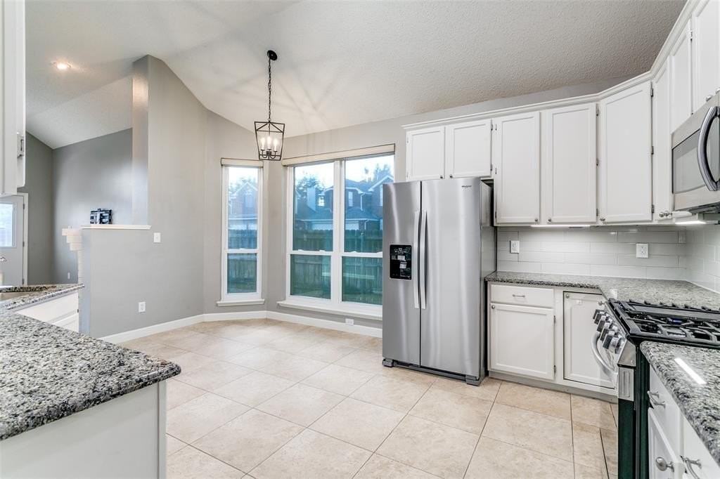 2321 Henley Ct - Photo 3 of 12