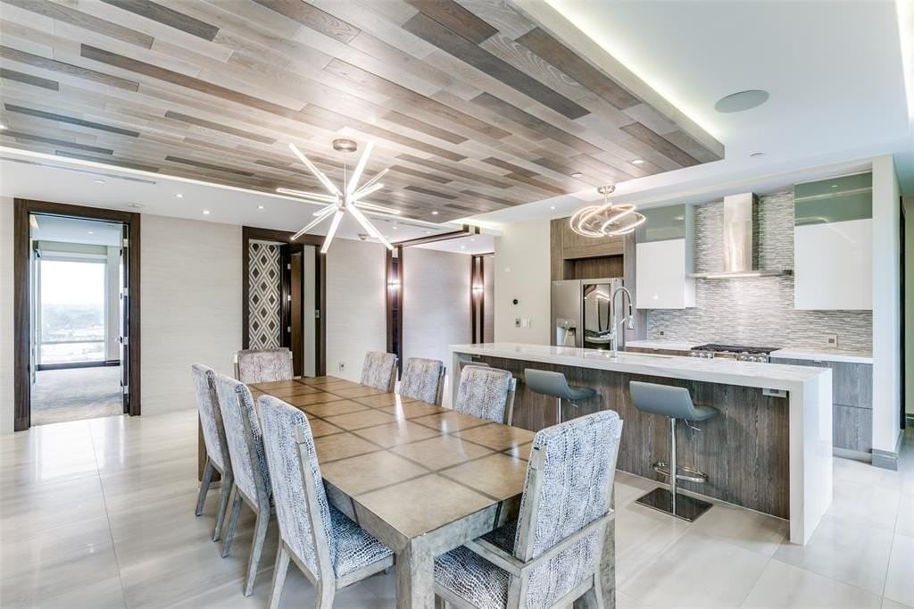 4005 Gaston Ave - Photo 5 of 34