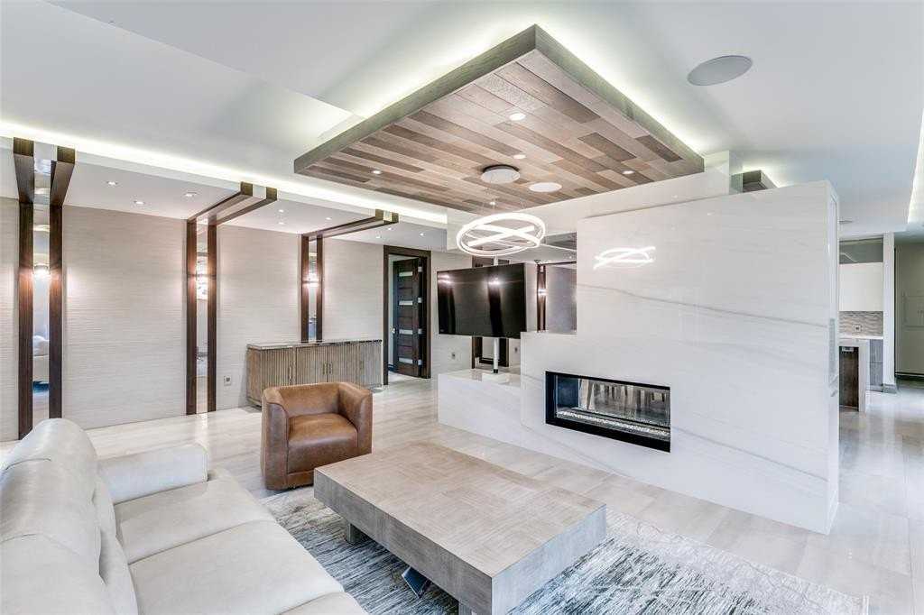 4005 Gaston Ave - Photo 7 of 34