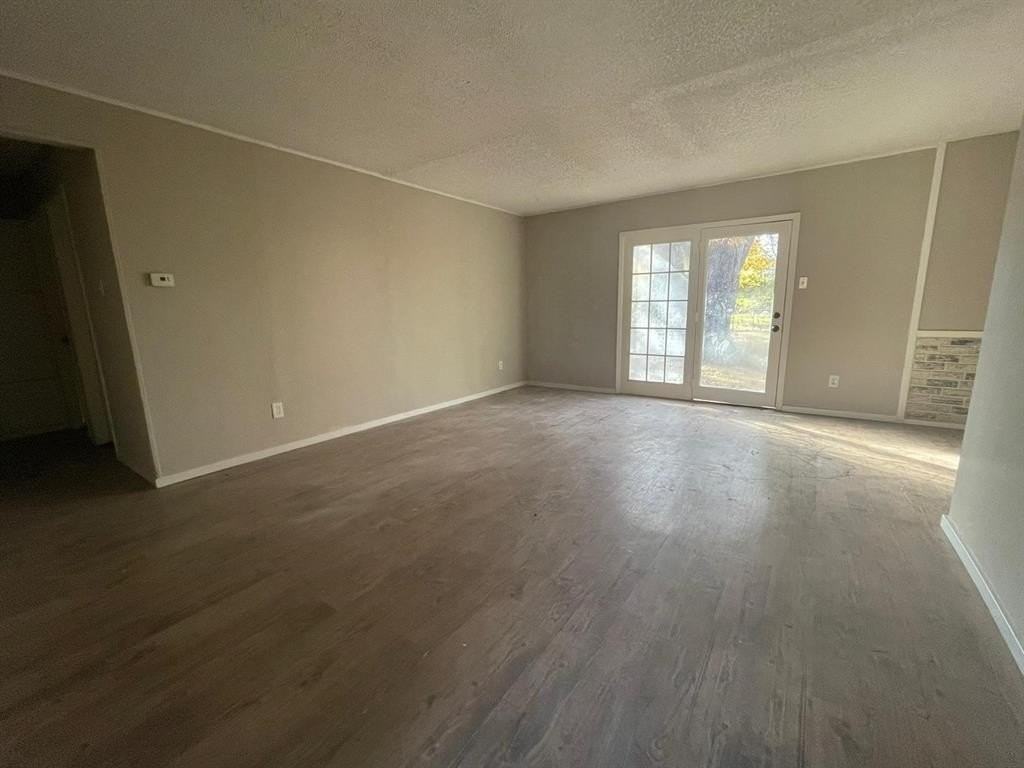 6840 Margaret Dr - Photo 2 of 27