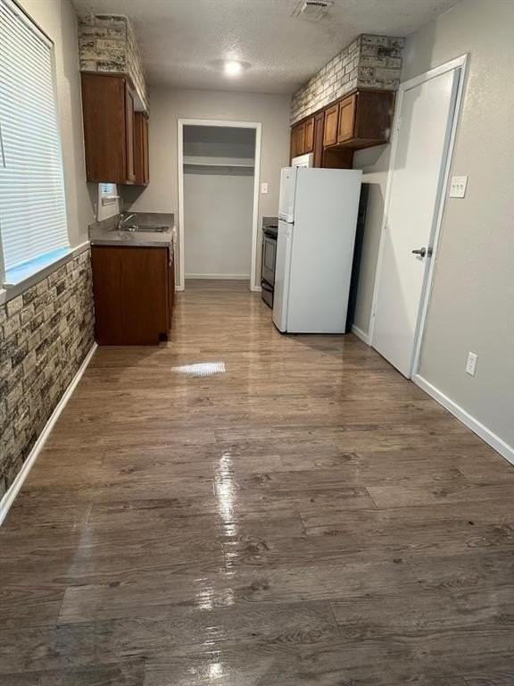 6840 Margaret Dr - Photo 3 of 27