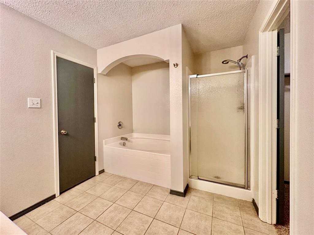 600 Claiborn Ln - Photo 6 of 20