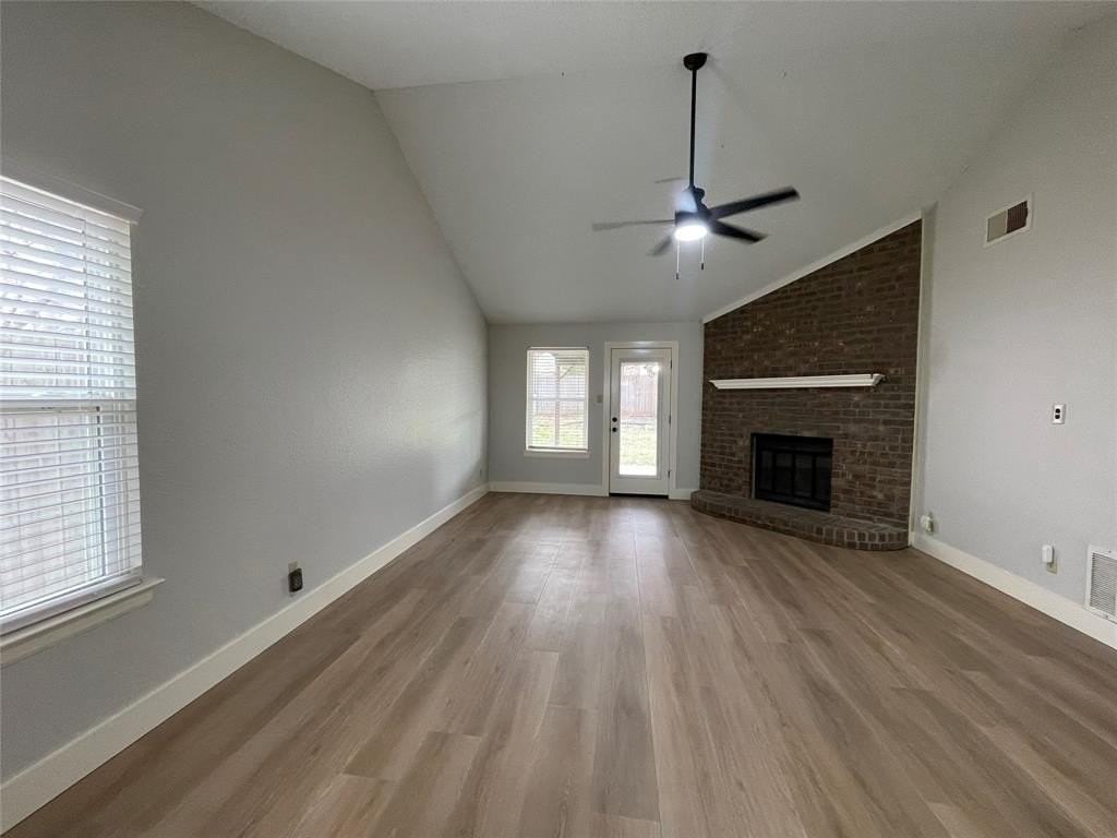 504 Sage Ln - Photo 4 of 21