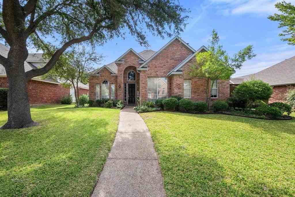 4512 Crown Ridge Dr - Photo 3 of 32