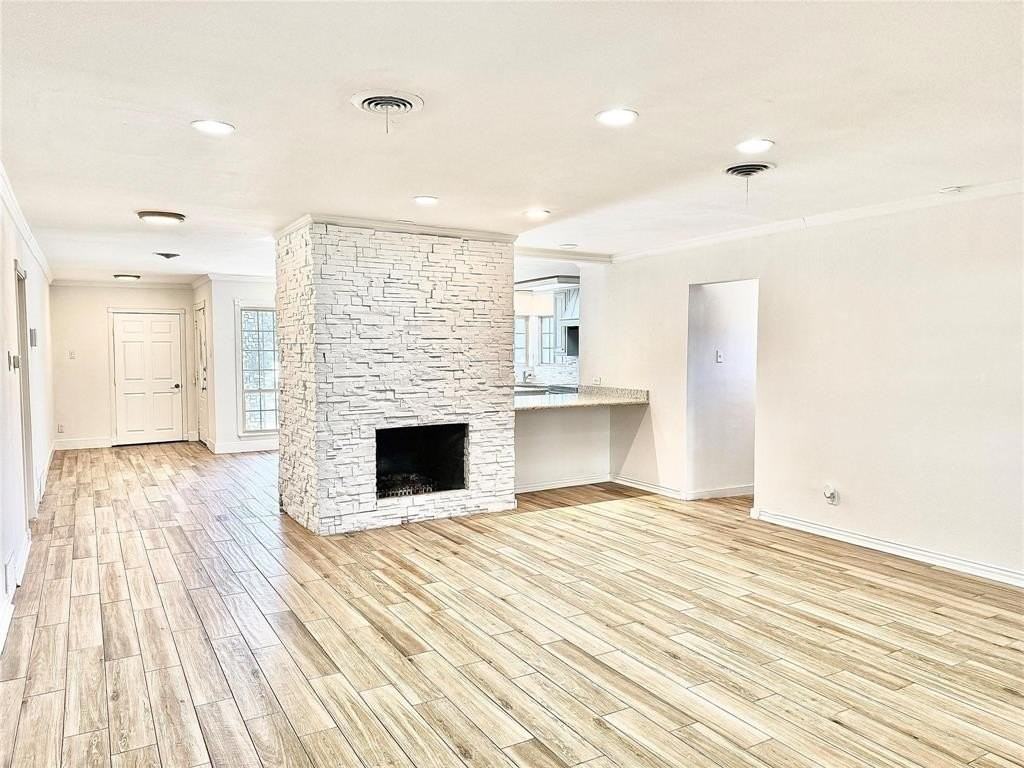 4084 Purdue Ave - Photo 4 of 16