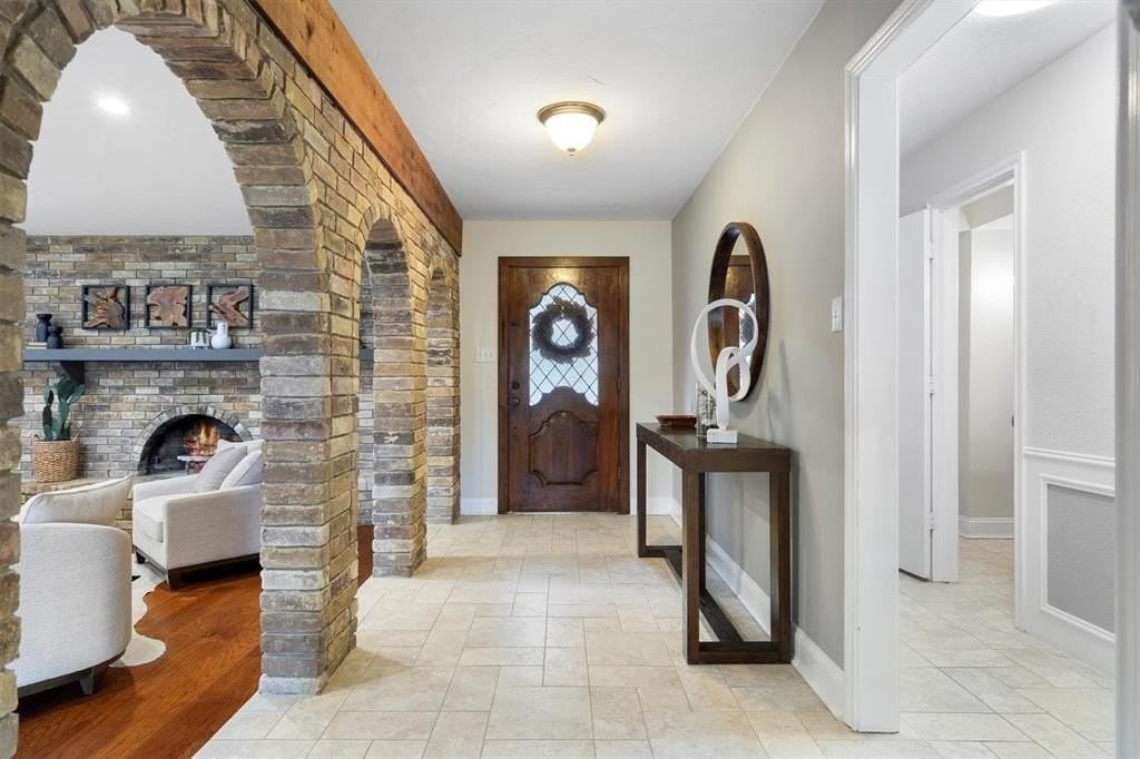 2016 Pembrooke Pl - Photo 7 of 40