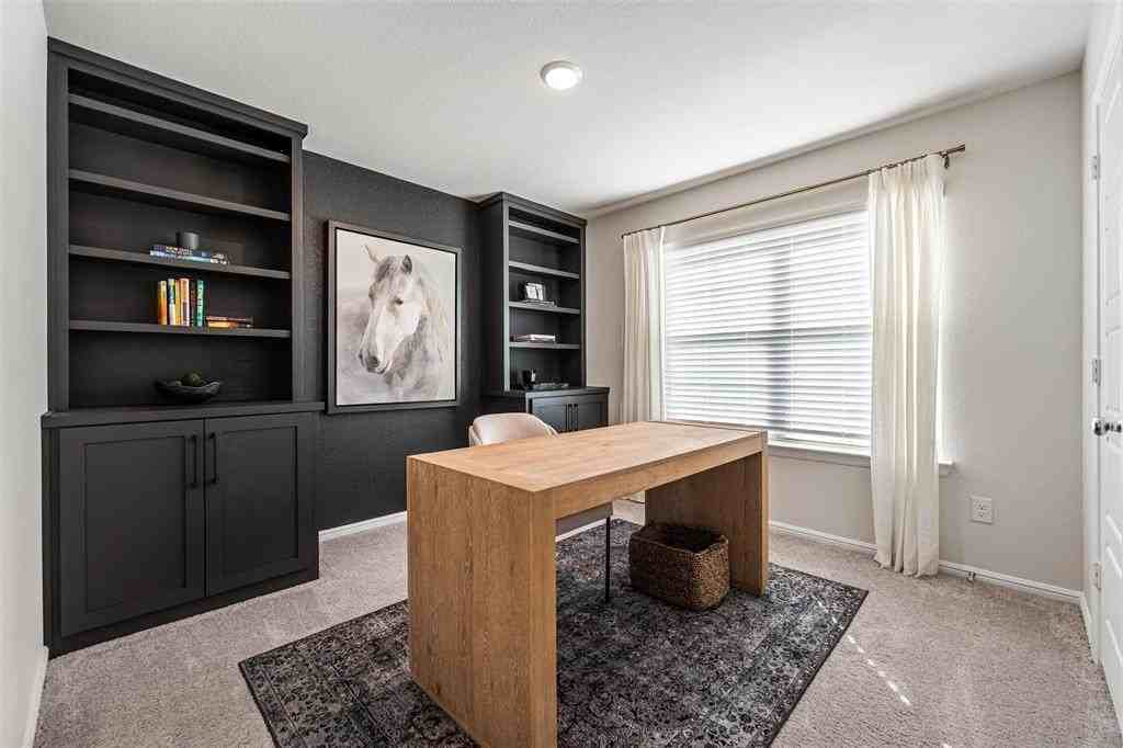 137 Greenback Trl - Photo 7 of 32