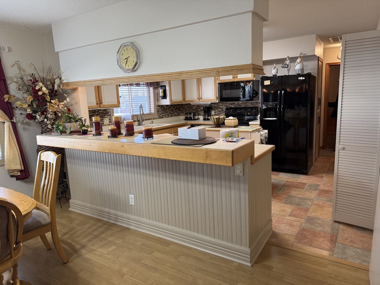 259 E Oakland St #1 - Photo 7 of 19