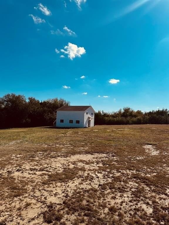 497 County Road 4642 - Photo 6 of 40