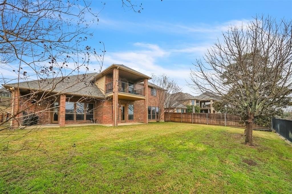 5048 Exposition Way - Photo 2 of 40