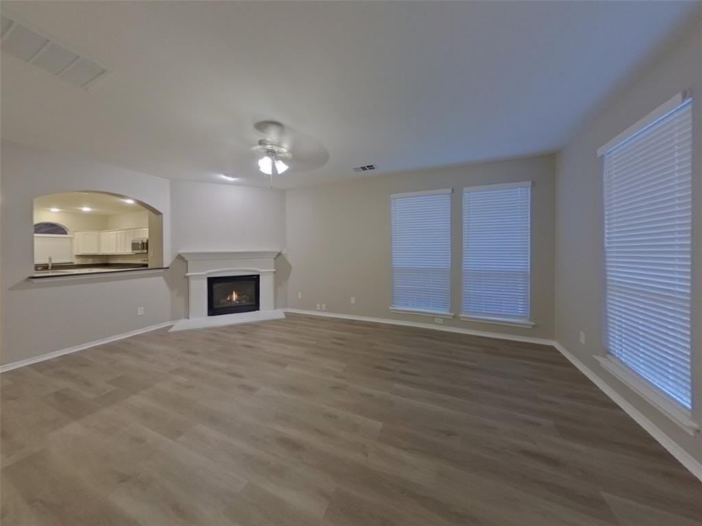 2717 Bull Shoals Dr - Photo 2 of 20