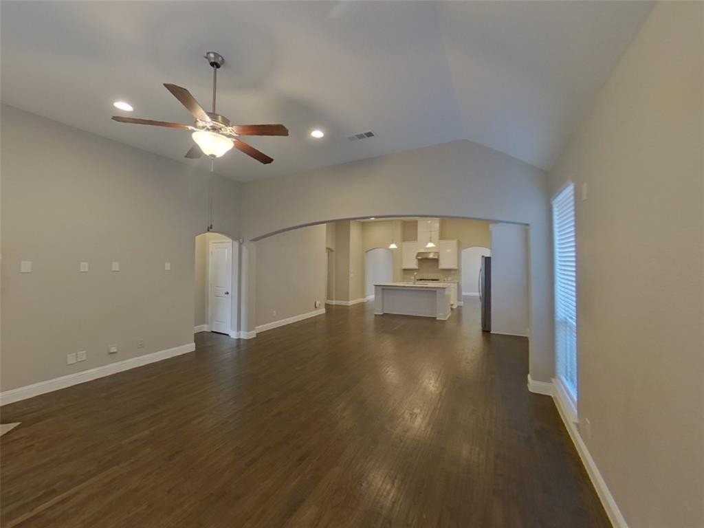 401 Winehart St - Photo 2 of 18