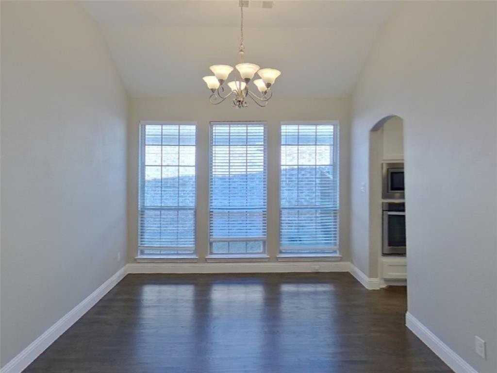 401 Winehart St - Photo 4 of 18