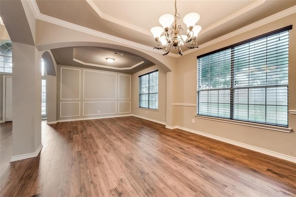 1213 Vistawood Dr - Photo 6 of 16