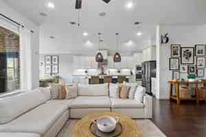 featured image of 4301 Overbrook Dr