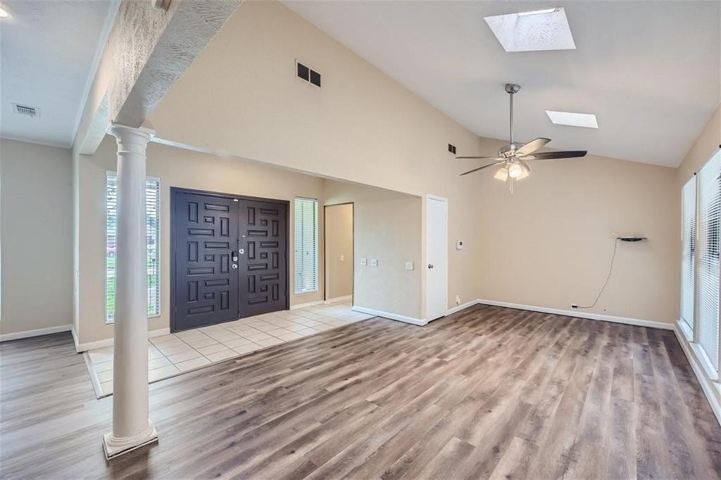 3005 Saddlehead Dr - Photo 2 of 12