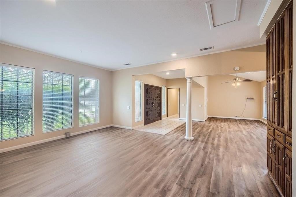 3005 Saddlehead Dr - Photo 3 of 12